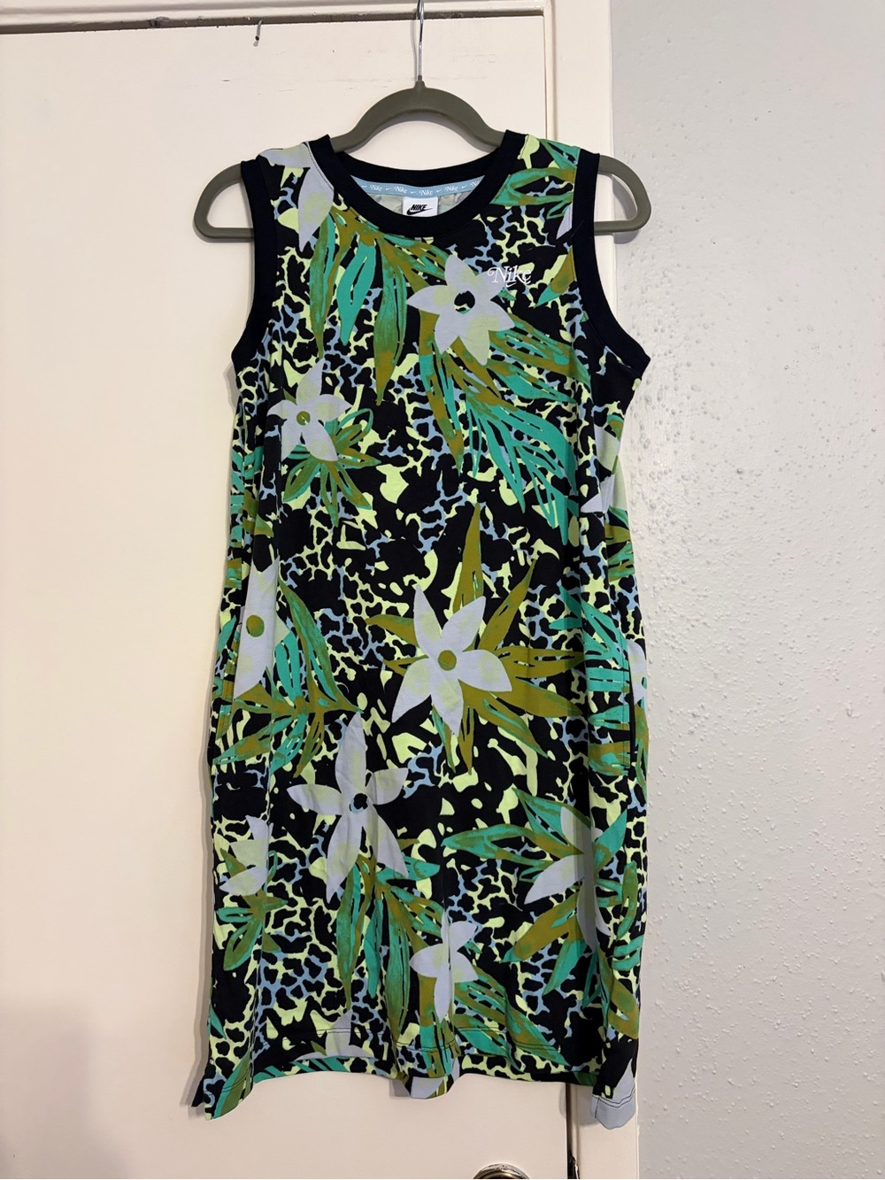Nike Sleeveless Flora Dress (kids)